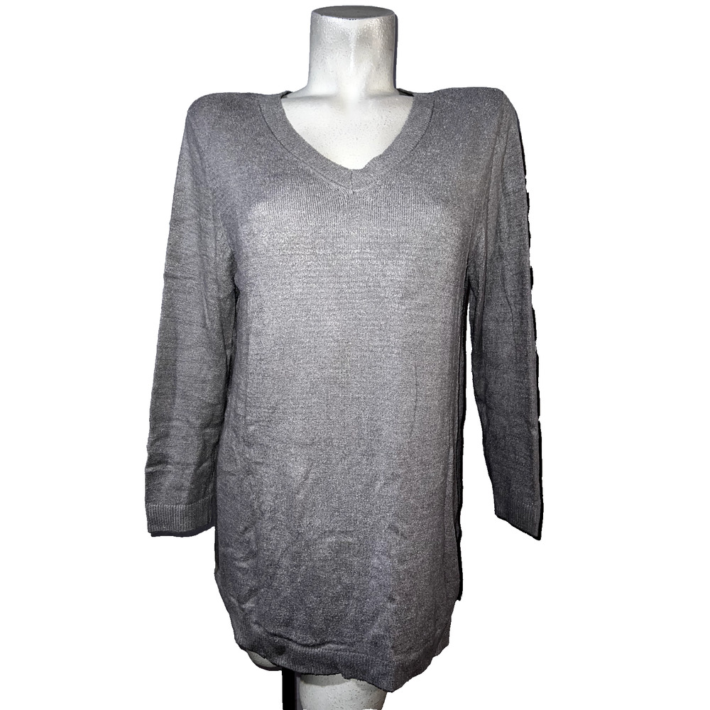 SOMA Sweater Size M Gray Grey V-neck Nylon Rayon Soft & Fuzzy LS‎ Pullover Tunic